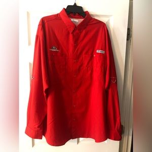 Georgia Bulldog Embroidered Men’s Columbia Collegiate PFG Shirt